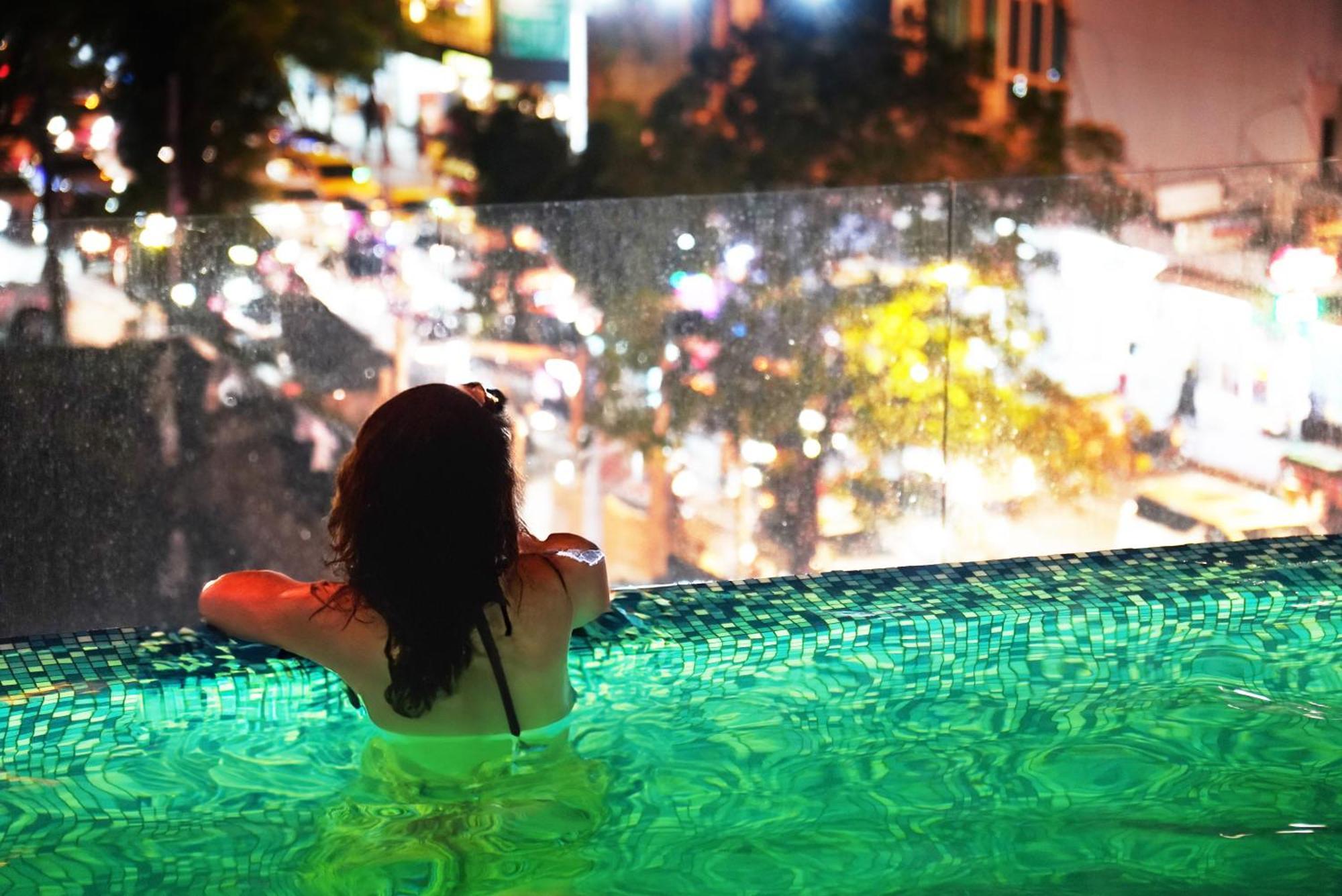 The Rich Residence Sukhumvit Nana Bangkok Exterior foto