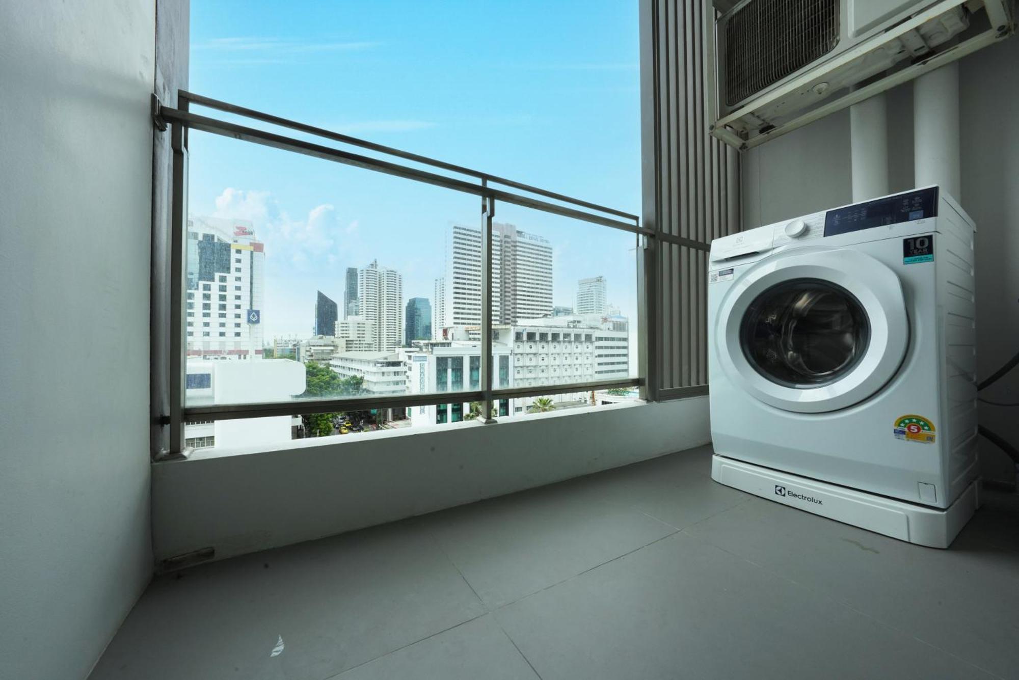 The Rich Residence Sukhumvit Nana Bangkok Exterior foto